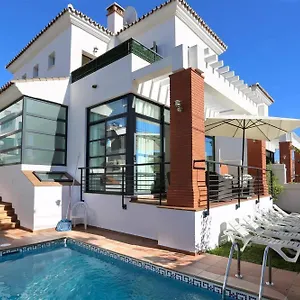 011 Bright And Spacious With Private Pool Benalmadena