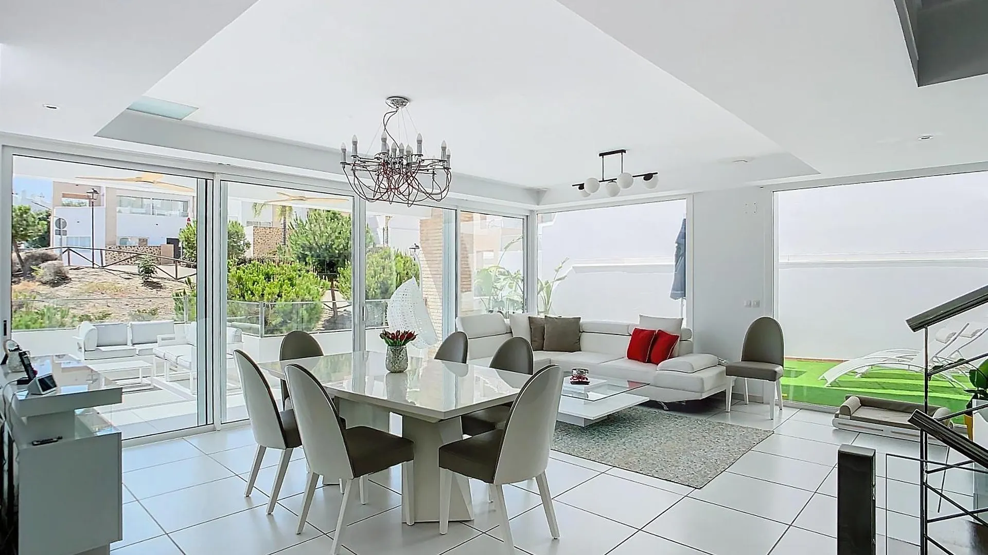 Chic Escape, 5 Room Modern Villa Benalmadena