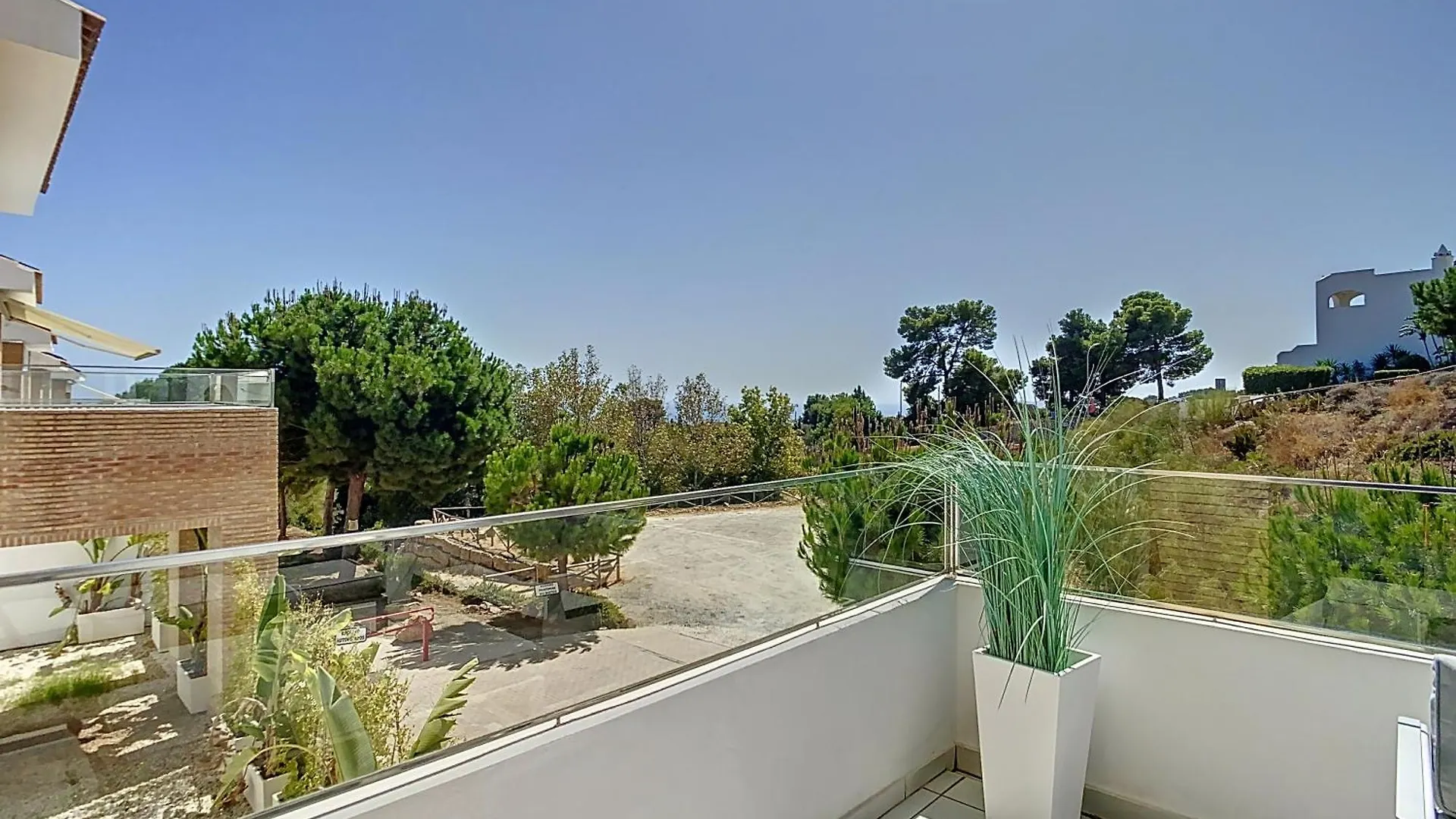 Chic Escape, 5 Room Modern Villa Benalmadena
